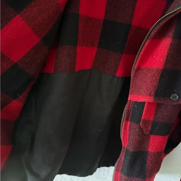 Vintage 90s Woolrich Buffalo Check Jacket in Red Black XL - Picture 8 of 9